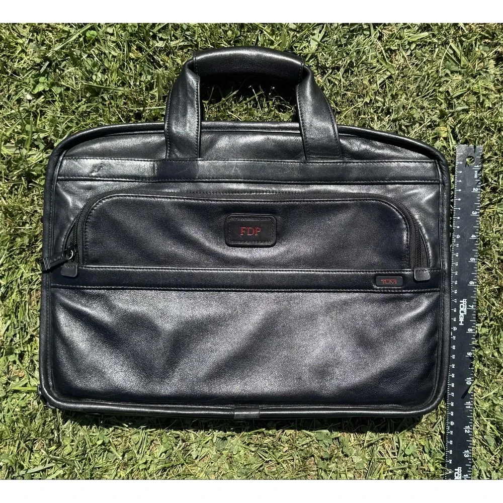 Tumi Black 15
